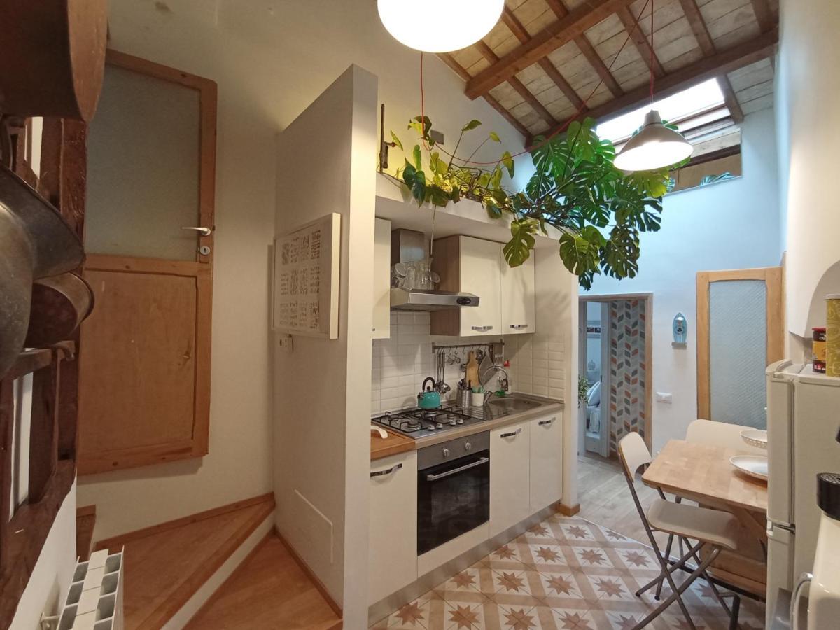 Apartamento Tivoli Old Town - Casa Nel Quartiere Medioevale Exterior foto